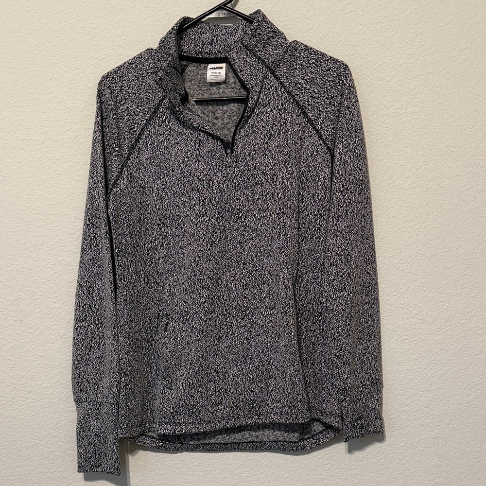 Avia Black and White Textured Pullover